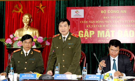 hiếu tướng, Tiến sĩ Nguyễn Xuân Mười, Phó Tổng cục trưởng Tổng cục Xây dựng lực lượng Công an nhân dân phát biểu tại buổi gặp mặt báo chí